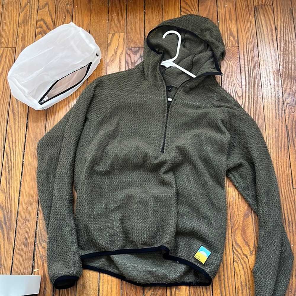 Senchi Designs Lark Hoodie